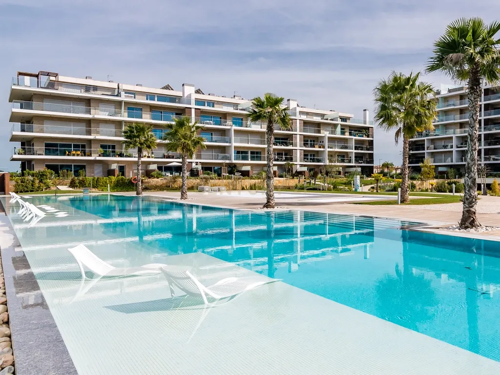 APARTAMENTO T3+1 - Condomínio TAGUS BAY - Alcochete - Image 1